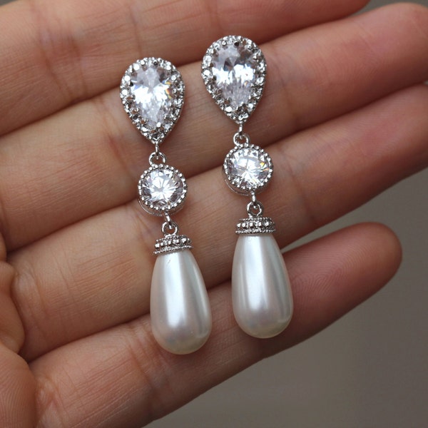 Swarovski earring  , drop pearl earring , wedding teardrop earring  , bridesmaid earring , wedding drop earring