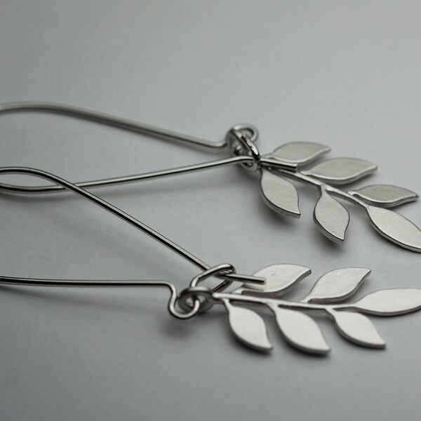 six petal silver leaf earring , silver leave earring