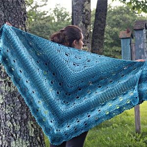 Victoria&#39;s German Shells Shawl Pattern / PDF Instant Download / Crochet Pattern, English only