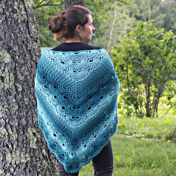 Victoria's German Shells Shawl Pattern / PDF Instant Download