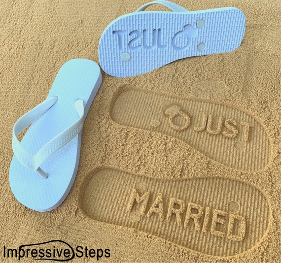 just married flip flops his and hers