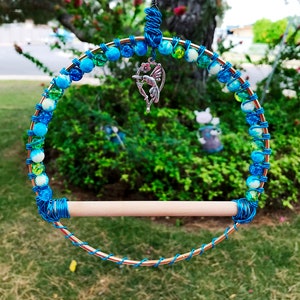 Beaded Hummingbird Swing: Garden Bird Perch with Charm