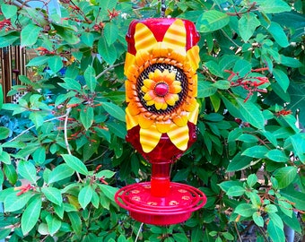 Hummingbird Feeder, Metal Sunflower, Fireball Bottle, Mosaic Glass, Large, 32 oz, Bird Feeder, Gifts for Mom, Bird Lover Gift