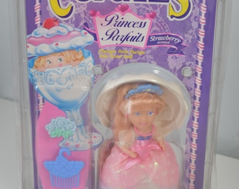 1991 CupCakes Princess Parfaits Strawberry Scented Priscilla Prom KENNER Tonka NIB