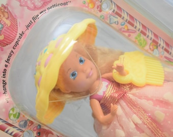 1990 CupCakes Tonka Candy Sprinkle Taffy Tami NIB Kenner Cupcake Doll