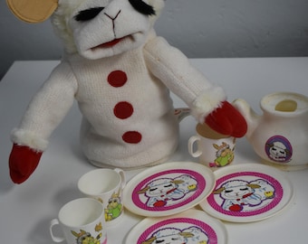 Vintage Shari Lewis Lambchop puppet 2002 Lamb Chop & Charlie Horse Cups 1993