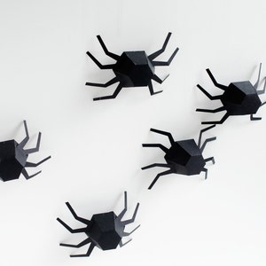 Halloween Spider, Geometric Spider Kit Set of 6, DIY Halloween Kit, Halloween Decor, Spider Garland, Halloween Banner, Modern, Sculpture image 3