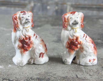 Twin Antique Small Staffordshire Spaniels Figurines Dogs, beautifully hand-painted