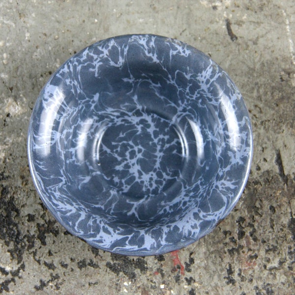 MINT Antique Miniature Enamelware Bowl, Two Tone Blue Swirl Pattern, Salesman Sample