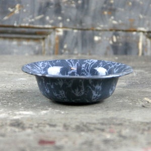 MINT Antique Miniature Enamelware Bowl, Two Tone Blue Swirl Pattern, Salesman Sample image 3
