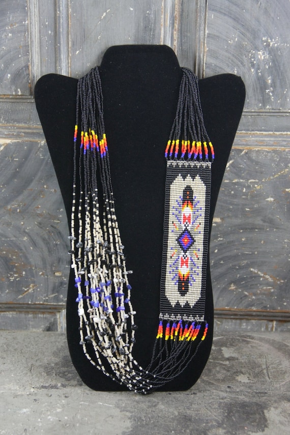 Native American Southwestern Style Beaded Necklace