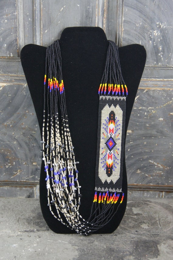 Native American Southwestern Style Beaded Necklace - Gem