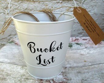 Bucket List Kit - 50 Guest Book Tags for the Bride & Groom - Wedding Favor Bucket - Wedding Advice Tag