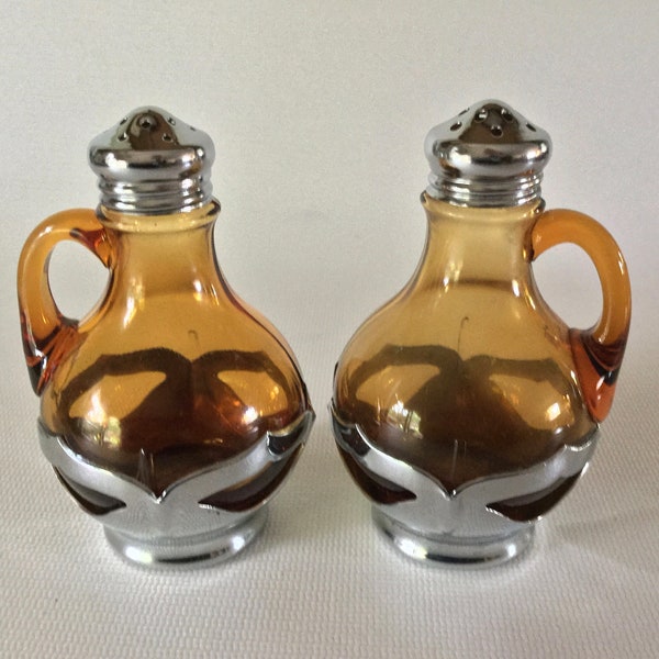 Art Deco Amber Glass and Chrome handled Salt & Pepper SHAKERS Cambridge Farber USA ExC