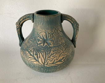 1920s RED WING Union Stoneware Brushed Ware Green Handled Vase
