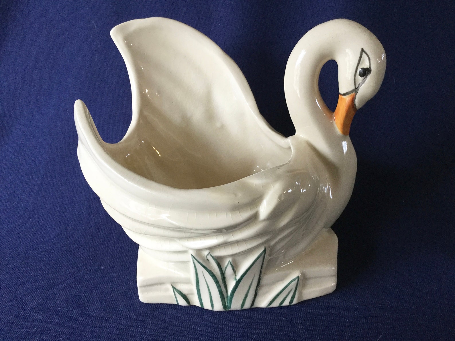 Vintage McCOY Art Pottery USA Figural SWAN PLANTER w/ Grass Etsy