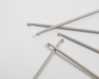 Knitting Needles with Hooks at the End - Traditional Portuguese Knitting 3.0 mm