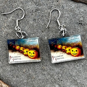 Vintage style Halloween earrings, pumpkin jewelry, Jack o lantern earrings, retro Halloween art earrings,  antique halloween repro Earrings