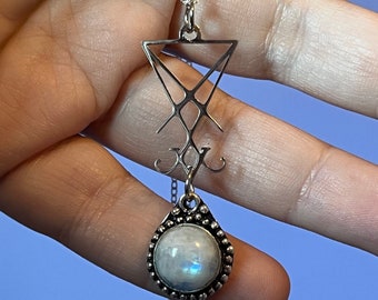 Collar con el símbolo de Lucifer en piedra lunar: colgante de estrella de la mañana de plata