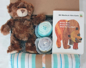 Brown Bear What Do You See Gift Box, Baby Shower Gift, Baby Boy Gift Basket, Newborn Gender Neutral Gift Basket, Teddy Bear, Baby Blanket