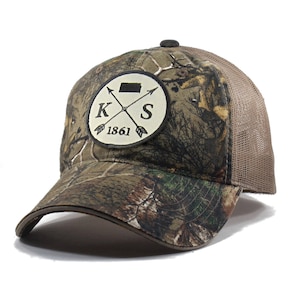 Homeland Tees Kansas Arrow Hat - Realtree Camo Trucker-pet voor heren