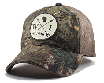 Homeland Tees Wisconsin Arrow Hat - Realtree Camo Trucker Men's Cap