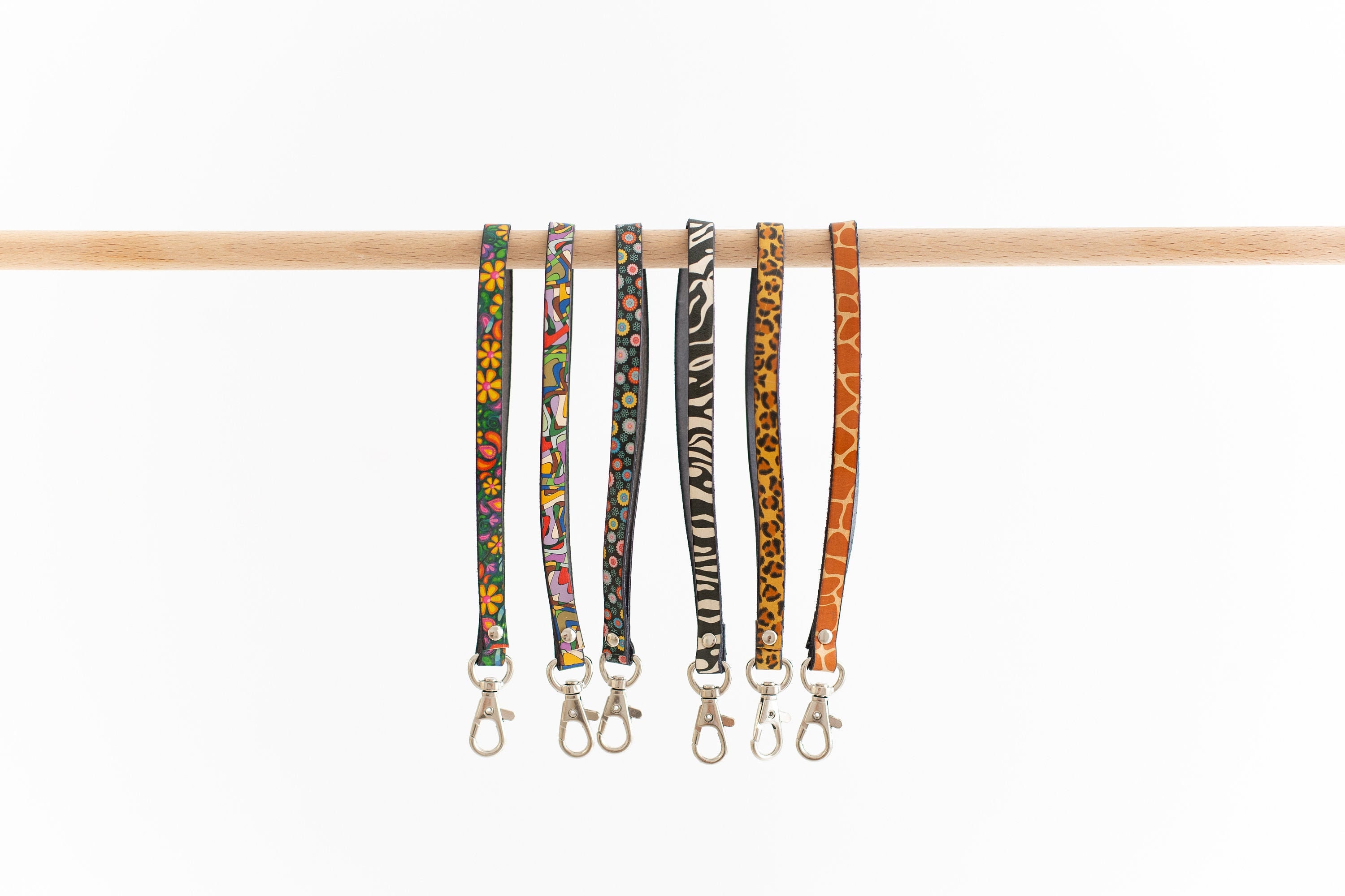 Leather wristlet strap. Wrist strap. Wristlet wallet strap. Replacement purse strap. Purse strap. Bag strap