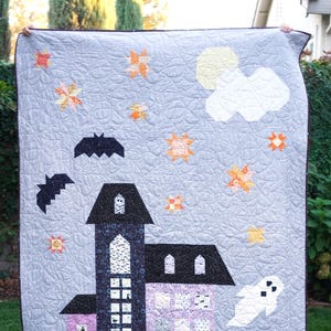 Halloween Quilt Pattern - Haunted House