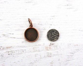 Mini Circle Embroidery Necklace Kit, Embroidery Pendant and Tag