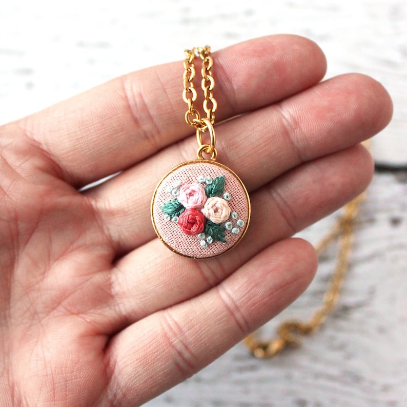 Medium Circle Embroidery Pendant Frame Kit Embroidery Pendant Etsy