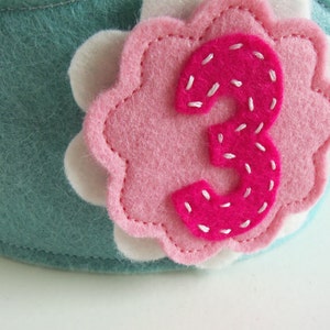 Felt Birthday Crown with Interchangeable Numbers PDF PATTERN Purple Pink Turquoise Flower Girl's Adjustable Wool image 4