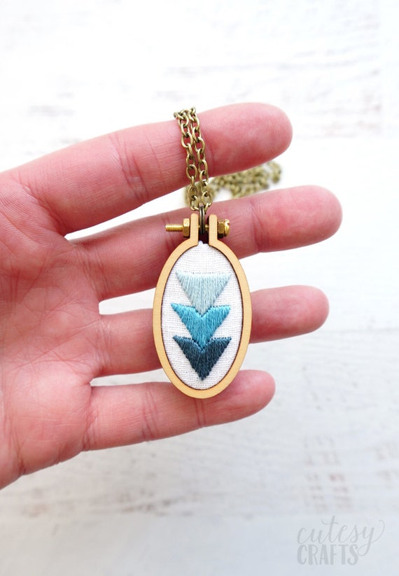 Misscrafts Mini Wood Embroidery Hoops 8 Sets Oval for Pendants Necklace Jewellery Ornament Making Craft