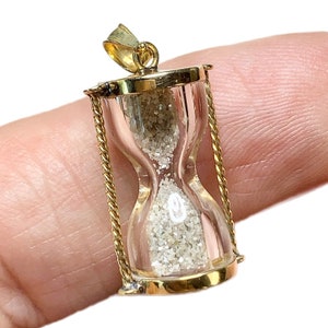 Diamond dust pendant top