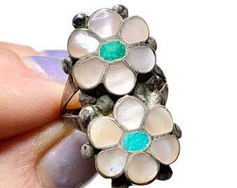 Old Pawn Floral Zuni Ring, Sterling Silver, Turquoise + Mother of Pearl, Sz 5 1/4