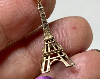 18k Gold Eiffel Tower Charm, Paris, France, Souvenir Pendant