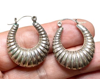 PHNIBIRD Orecchini A Cerchio Donna E Uomo – Modello A Spirale Croissant, Argento, Diametro 17 Mm, Ipoallergenici