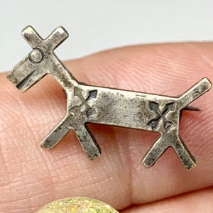 Broche de cachorro de prata esterlina Old Pawn: broche estampado, chapéu ou broche de lapela