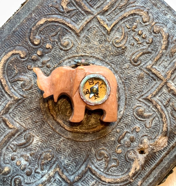 Carved wood Elephant fob with compass. 1930 30s. N