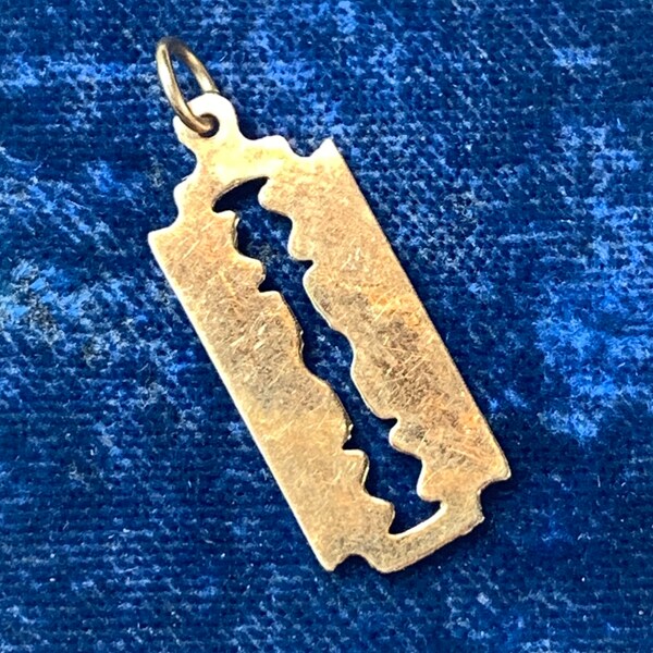 Razor blade charm, 14k gold pendant. Vintage jewelry. Yellow gold. Punk, Rock