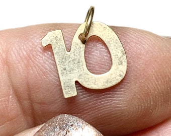 Vintage 14k Gold “10” Pendant Charm