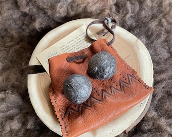 Moqui Stones with leather bag, Moqui Marbles, grounding, drawstring pouch with meditation stones, leather bag
