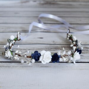 Navy Blue White Pearl Flower Crown, Flower Bridal Halo, Vintage Wedding Hair Wreath, Small Dark Blue Headpiece, Renaissance Headband, Adult