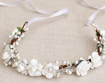 The Small White Rose with Pearls Flower Crown