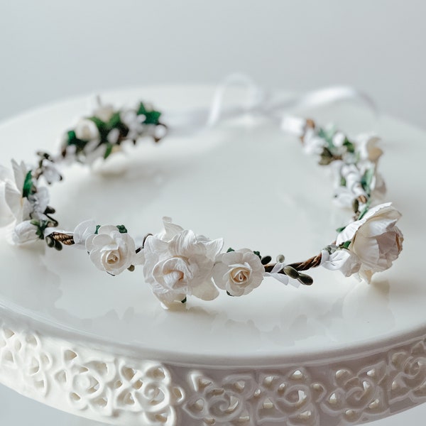 Handcrafted Elegant White Rose Flower Crown, Small Floral Hair Wreath Accessory, Boho Flower Girl Headband, First Communion Garden Garland