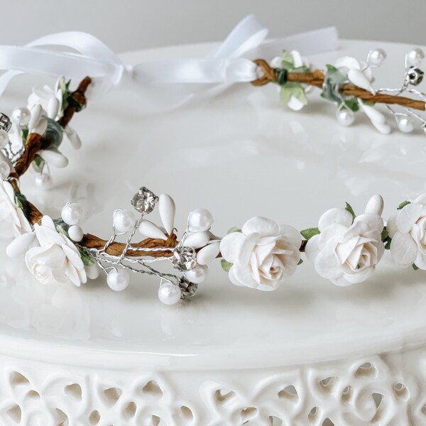 Handcrafted Small White Rose Flower Girl Crown, Pearl Bridal Tiara, Floral Wedding Hair Wreath, Crystal Headband, Vintage First Communion