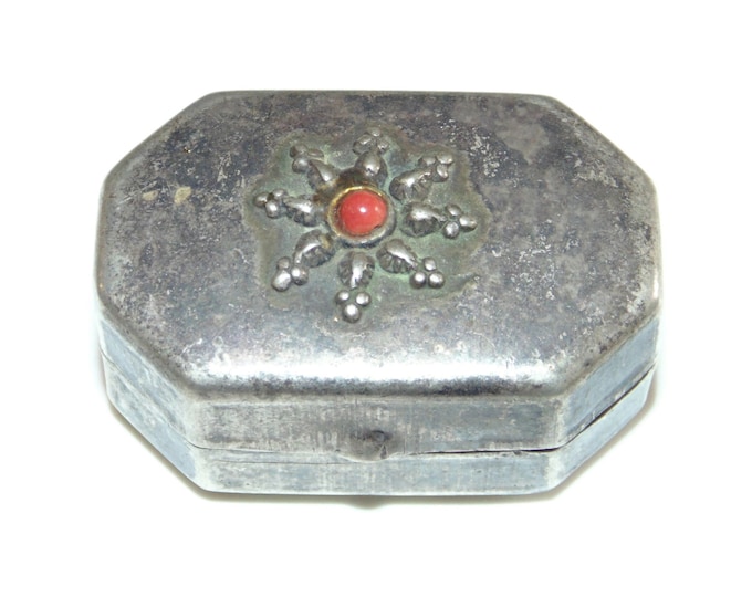 925 Vintage Pill Box Estate Silver Collectible Ornate Pill Trinket Lid Ring Jewelry 2" Box Keepsake Jewelry Birthday Gift For Her