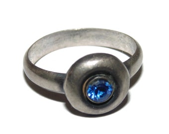 Vintage Sterling Silver Blue Stone Ring - Modernist Solitaire, US Size 8.25
