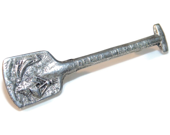 Antique Small Pin Badge Shovel Shape Etchings Delta Werken Sterling Silver Brooch Collectible Vintage Estate Jewelry Birthday Gift