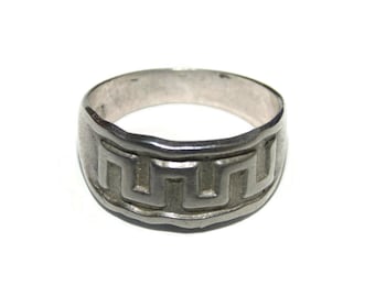 925 Vintage Estate Sterling Silver Ring Greek Keys Aztek Mayan Lines US Size 7.25 Unisex Jewelry Jewellery Birthday Gift For Her Him