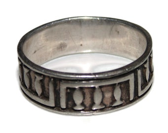Vintage Estate Sterling Silver Band Ring Wide Band Biker Jewelry Size 7.5